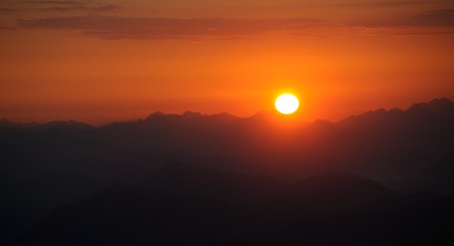 sun mountain mountains sunrise bayern oberbayern berge alpen sonne voralpen estergebirge bavariaberg krottenkopfsonnenaufgang