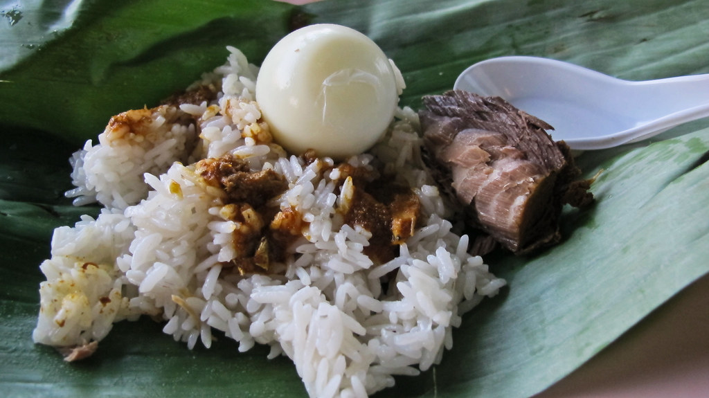 Nasi Dagang （一种粘米煮成的饭）