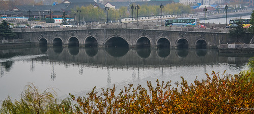 2016 china cropped jingzhou nikon nikond750 nikonfx tedmcgrath tedsphotos vignetting jingzhouchina bridge arches reflection waterreflection