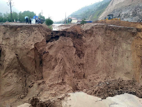 Mueren ocho personas en tormenta en noroeste de China