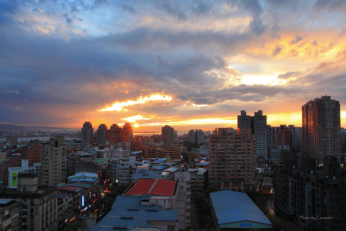 夕陽 雲 建築 淡水 新北市 台灣 taiwan sunset clouds building bluehour