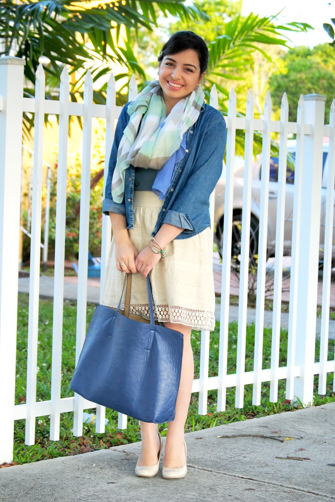 blue and beige spring outfit