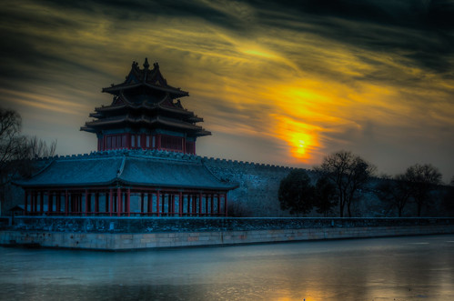 china sunset color water yellow wall dark chinese beijing forbiddencity hdr