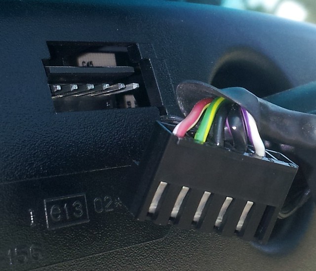 Rear view mirror wire harness (Electrical Help) | Ford ... wiring diagram for rear view mirror 