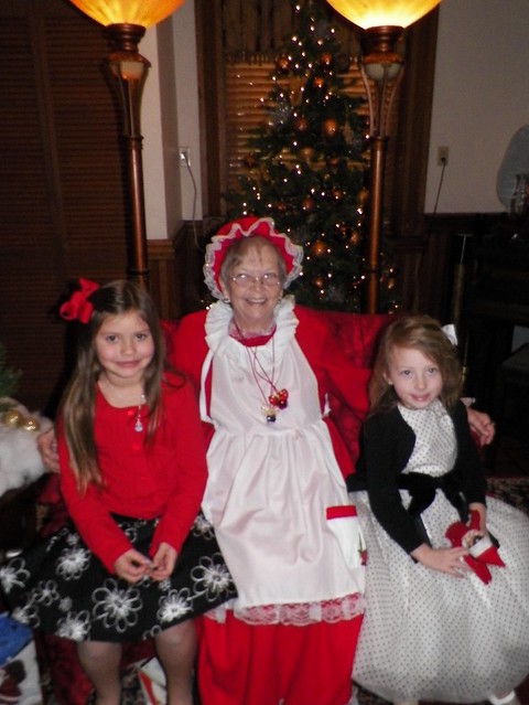 Tea with Mrs. Claus at the Southwest Va Museum