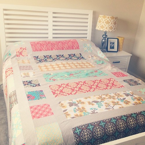 Queen size custom quilt for a very patient client is done!