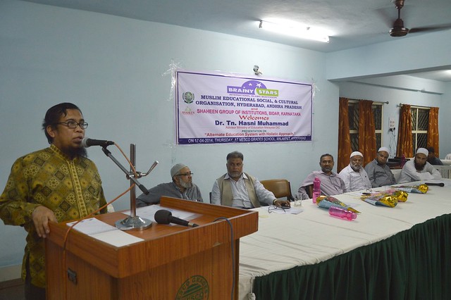 Dr. Tn. Hasnain Muhammed, Advisor - Ministry of Education, Malaysia addressing educationists and academicians on 'Alternate Education System' at MESCO in Hyderabad on Thursday.