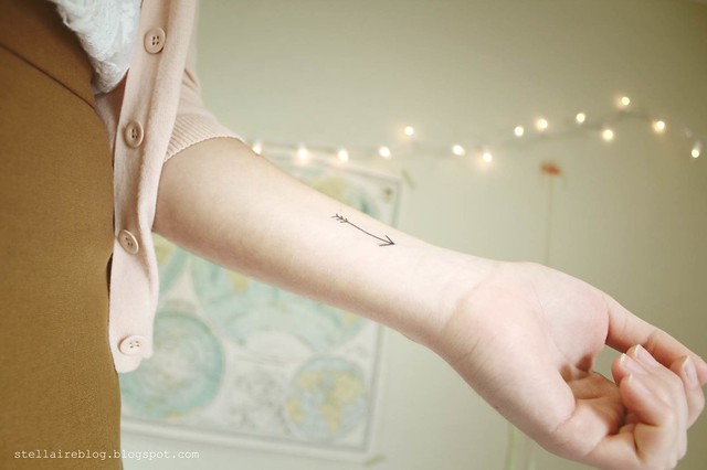 Amazon.com : Keep Moving Forward Temporary Tattoo Sticker (Set of 2) -  OhMyTat : Beauty & Personal Care