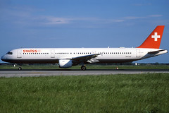 Swiss A321-111 HB-IOA BCN 18/05/2002