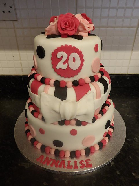 Cake by Sweet Ruby J's Cupcakes