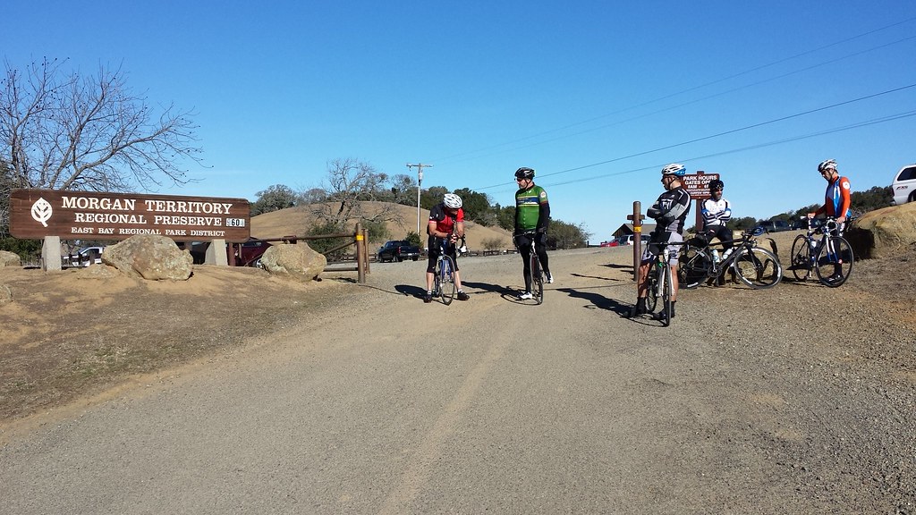 NorCal BikeForums riders at top of Morgan Territory 12-29-13