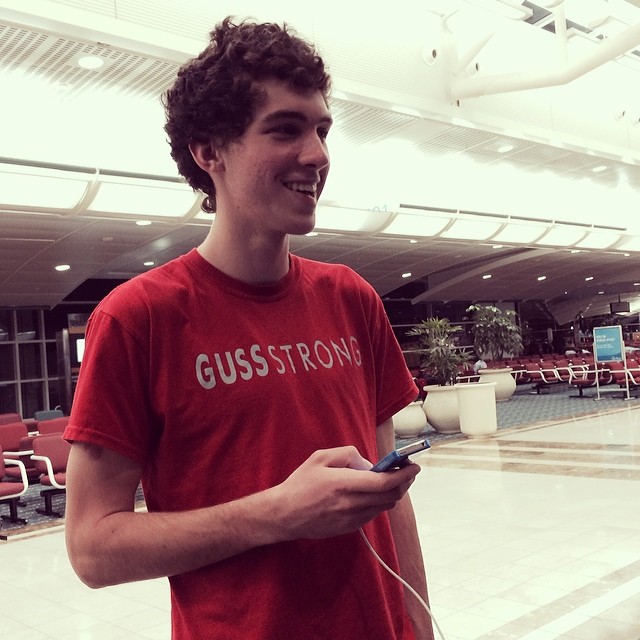 @austin_kennemer supporting in the Orlando airport # gusstrong #getgussonespn #worthington