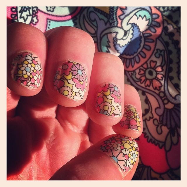 Matchy goodness: floral nail stickers + paisley bikini.
