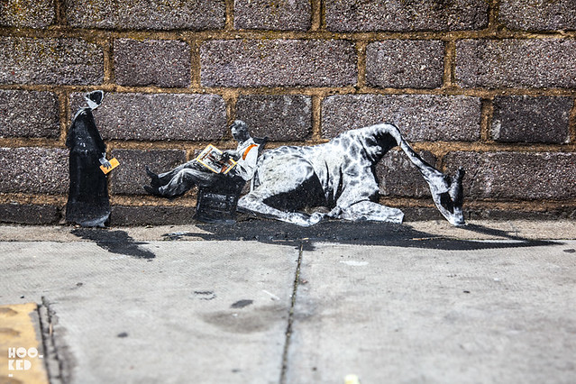 Miniature Street Art in London, by Mexican street artist Pablo Delgado. Photo ©Mark Rigney / Hookedblog