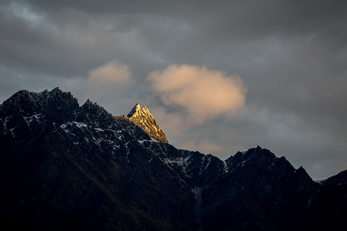 double cone new zealand doublecone queenstown evening sunset photography canon 5d mkiii travel 70200mm