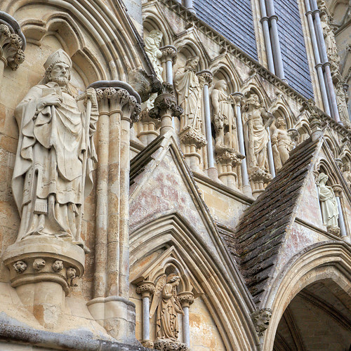 salisbury salisburycathedral cathedral england uk stone architecture medieval statue art