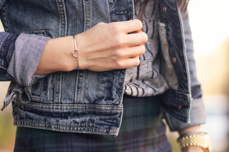 cute & little blog | bracelets bangles for small petite wrists | dainty wrist jewelry sterling silver heart bangle
