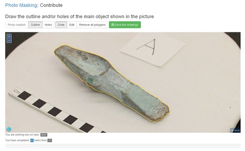 An example of an artefact photograph whose outline has been defined 