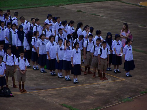 school thaipeople