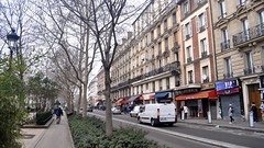 Boulevard de Clichy, Paris - Photo of Paris 17e Arrondissement
