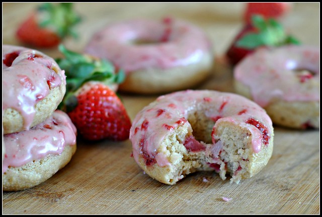Baked Strawberry Donuts 2