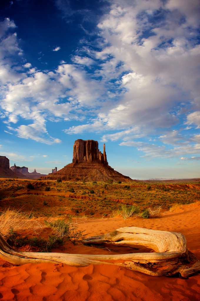 Monument Valley in Utah, The Mitten, photography art, for home and office décor. Title is: 126