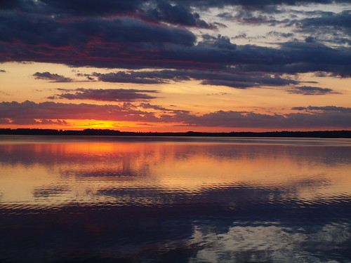 blue sunset sky cloud sun lake reflection water lago see evening meer estonia symmetry estland viro estonie λίμνη эстония saadjärv tartumaa oзеро äksi εσθονία