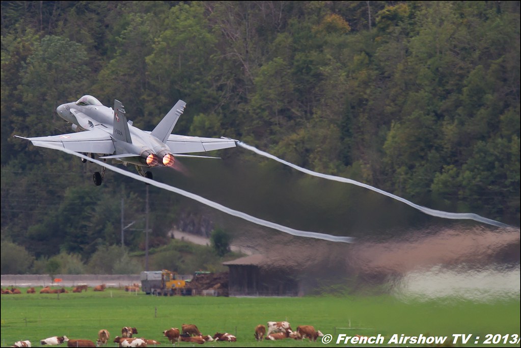 Base de Meiringen Exercices de tir d'aviation Axalp 2013