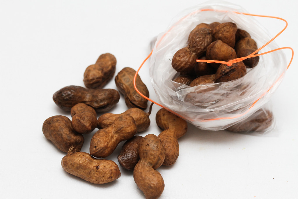 50 Childhood Snacks Singaporeans Love: Steamed peanuts