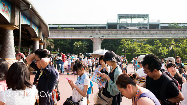 Tokyo DisneySea - Entrance Plaza