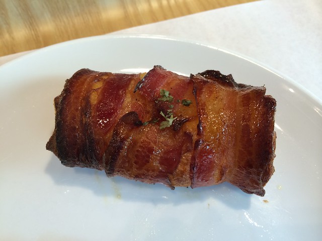Sweet bacon roll - Paris Baguette
