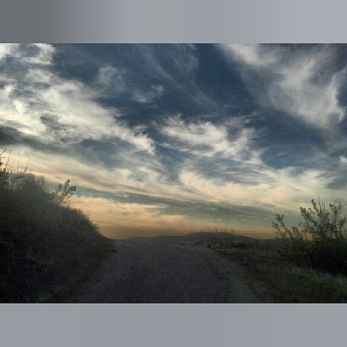 california winter sunset nature clouds digital square photo squareformat whitingranch portolahills whitingranchwildernesspark iphoneography whitingranchwilderness instagramapp uploaded:by=instagram foursquare:venue=4ed1639ef790d07039b2079c