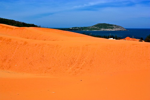 red sand dunes of Mui Ne