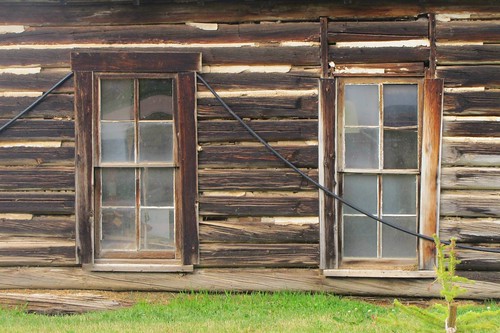 windows mountains colorado historic smalltown ohiocity logbuildings logcabins