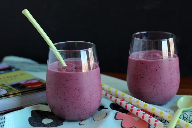 Blueberry Mango Smoothie (for two!)