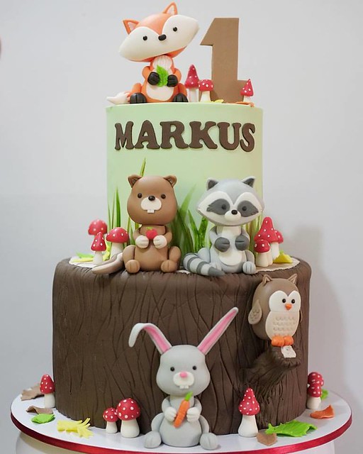 Woodland Animals Cake by Gracielicious Cakes