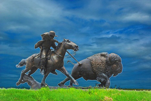 county home statue bronze bill buffalo nikon d70 ks august kansas cody logan 2008 boyhood oakley kuby kubitschek