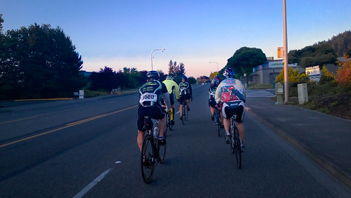 seattle street morning bike bicycle sunrise portland cycling nokia ride group rider 920 stp