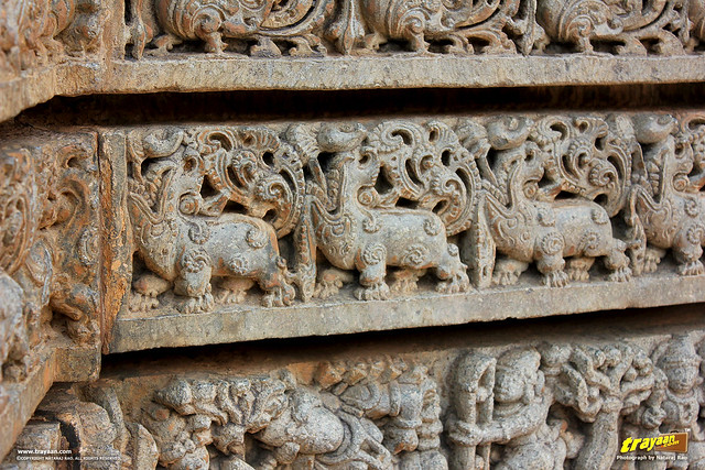 Ornate sculptures on outer walls of Keshava Temple, Somanathapura, Mysore district, Karnataka, India