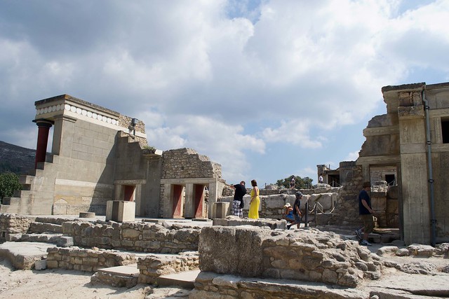 Exploring the Palace of Knossos | Crete, Greece