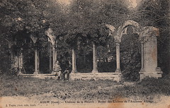 Auch (Gers) - Château de la Hourre - Restes des Cloîtres de l'Ancienne Abbaye (c.1904)