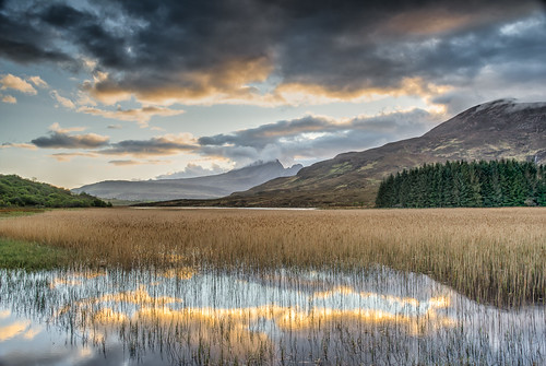 reflection reeds scotland twilight nikon isleofskye unitedkingdom dusk broadford d800 blaven lochcillchriosd vividvista