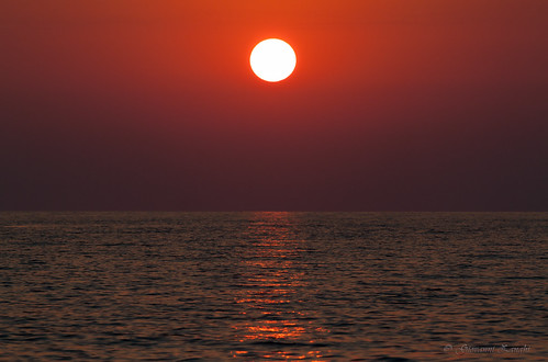 blue sunset red sea sun seascape field canon landscape eos islands is mediterranean bokeh deep hour usm 70200 calabria ef f4 eolie lamezia terme sfocato 500d isole amantea nocera terinese thyrrenian