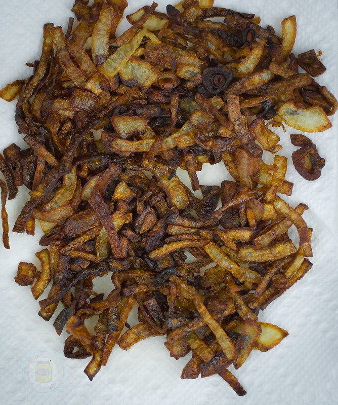 Fried Onions on paper towel