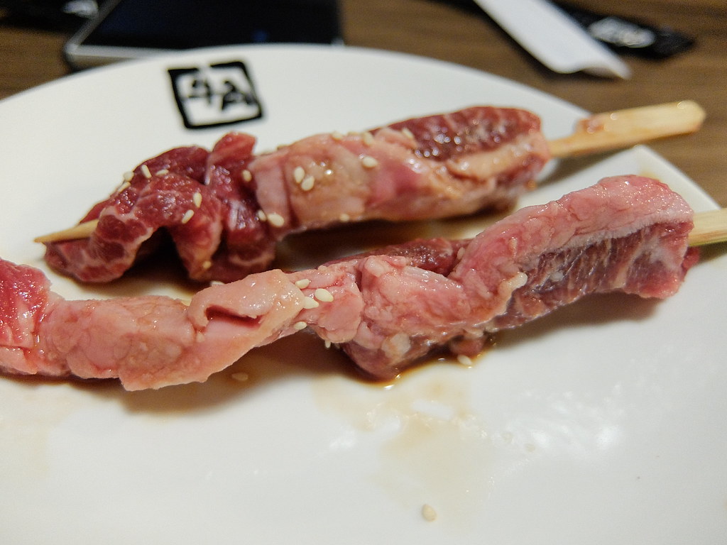 高雄-夢時代-牛角日式燒肉專賣店|吃到飽