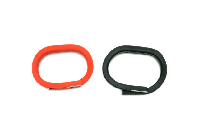 Jawbone 新款 UP24 健康手環簡單開箱 &#038; 新舊款比較 @3C 達人廖阿輝