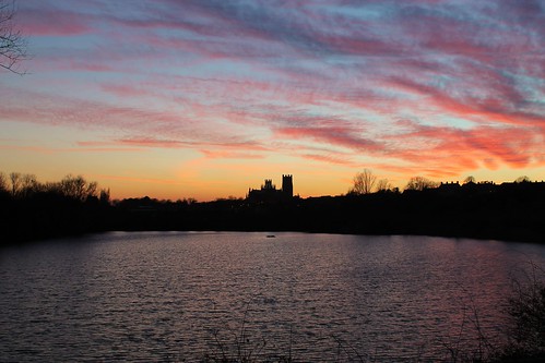 uk sunset night cloudy ely cambridgeshire elycathedral canoneos1100d