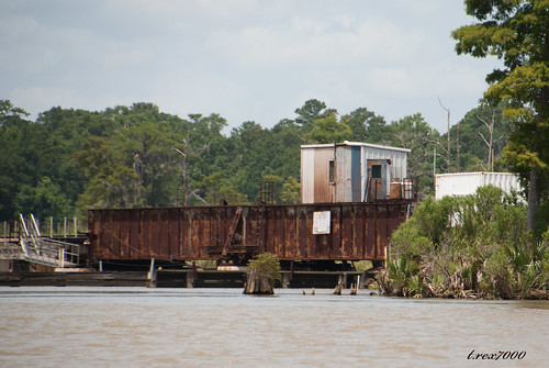 old railroad alabama rusty swamp swingbridge mobiletensawdelta bayousara trex7000