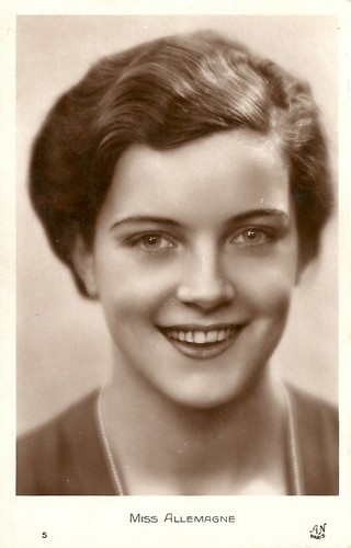 Miss Europe 1930 candidate: Dorit Nitykowski.