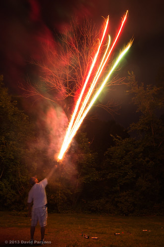 sky night effects unitedstates fireworks massachusetts places northamerica 4thofjuly clearsky sunsetlake braintree universalhub smcpda1645mmf40edal pentaxk5